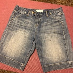 Long denim shorts 💕3/$15 or 5/$25💕